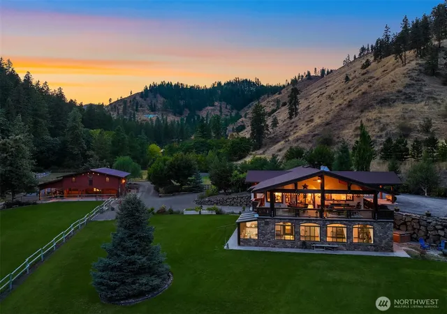 Photo 1 of Single family home for sale at 951 Willems Rd, Cashmere, WA 98815 | MLS# NWM2517665 | Listing updated on 2026-09-21