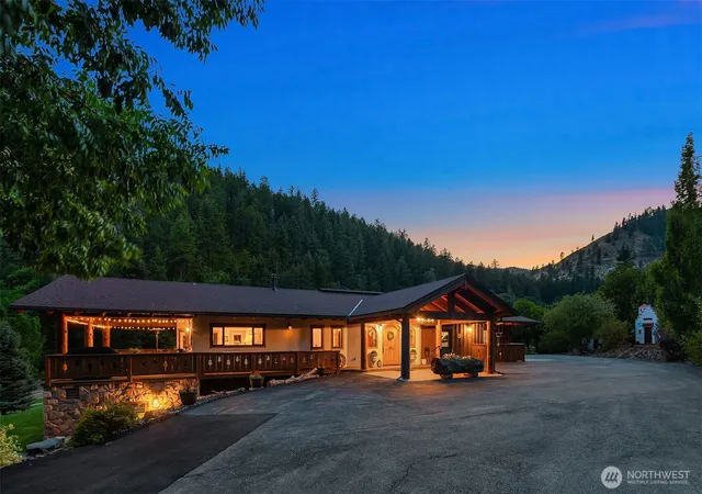 Photo 2 of Single family home for sale at 951 Willems Rd, Cashmere, WA 98815 | MLS# NWM2517665 | Listing updated on 2026-09-21