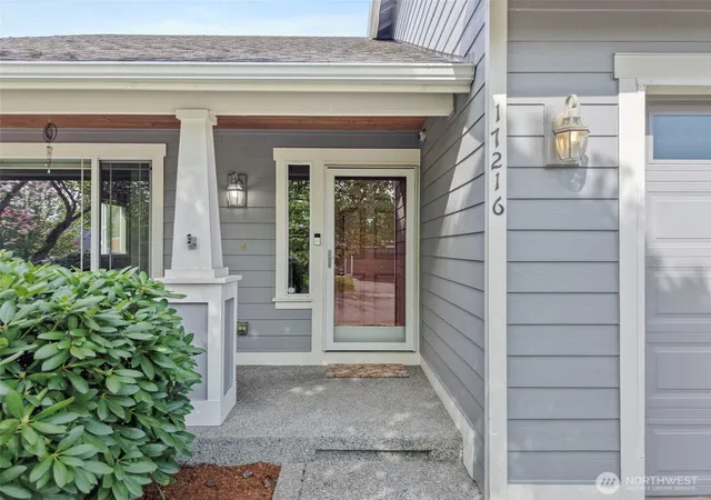 Photo 4 of Single family home for sale at 17216 139th Avenue E, Puyallup, WA 98374 | MLS# NWM2517669 | Listing updated on 2026-09-29