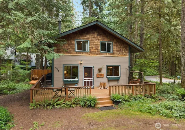 Photo 3 of Single family home for sale at 6989 Snoqualmie Pl, Deming, WA 98244 | MLS# NWM2517681 | Listing updated on 2026-09-30