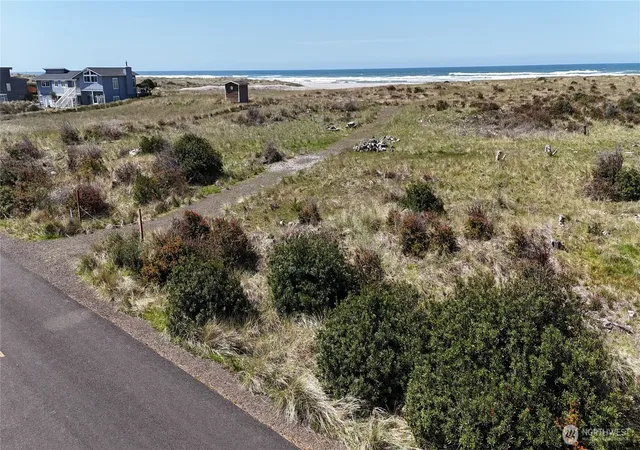 Photo 4 of Land for sale at 35009 G St, Ocean Park, WA 98640 | MLS# NWM2517816 | Listing updated on 2026-09-21