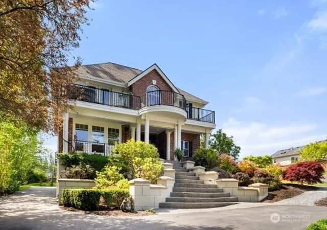 Photo 2 of Sale Pending at 1107 9th Street, Mukilteo, WA 98275 | MLS# NWM2517833 | Listing updated on 2026-09-25