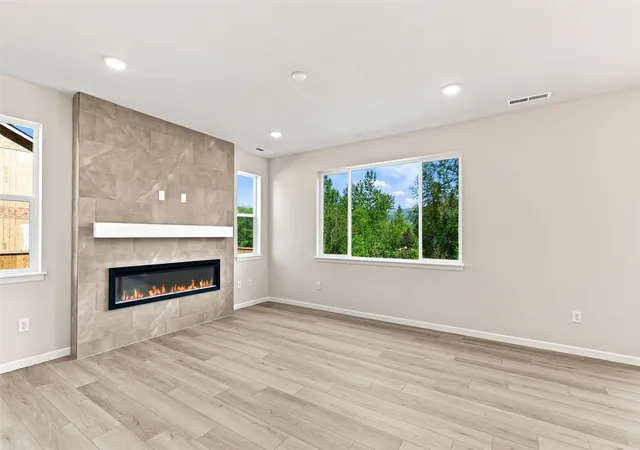 Photo 3 of Single family home for sale at 220 N 55th Street #38, Mount Vernon, WA 98274 | MLS# NWM2517866 | Listing updated on 2026-09-30