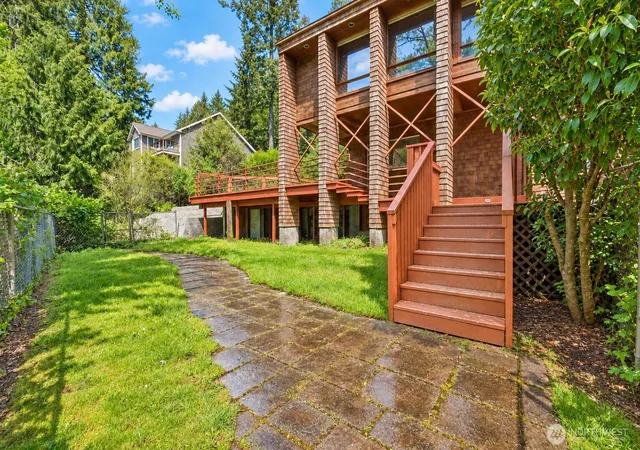 Photo 1 of Single family home for sale at 10702 Hill Ter Sw, Lakewood, WA 98498 | MLS# NWM2517887 | Listing updated on 2026-09-23