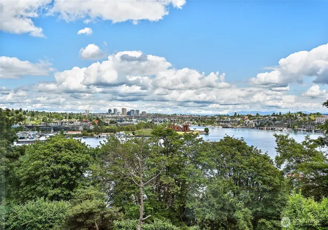 Photo 2 of Condo for sale at 610 Wheeler St #301, Seattle, WA 98109 | MLS# NWM2517939 | Listing updated on 2026-09-21
