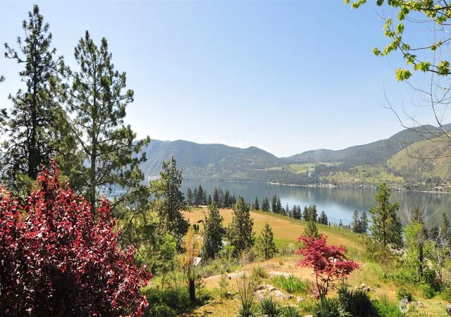 Photo 3 of Single family home for sale at 553 Summit Blvd, Manson, WA 98831 | MLS# NWM2517986 | Listing updated on 2026-09-21