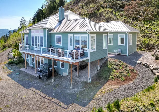 Photo 2 of Single family home for sale at 413 Mount Pl, Sequim, WA 98382 | MLS# NWM2518027 | Listing updated on 2026-09-21