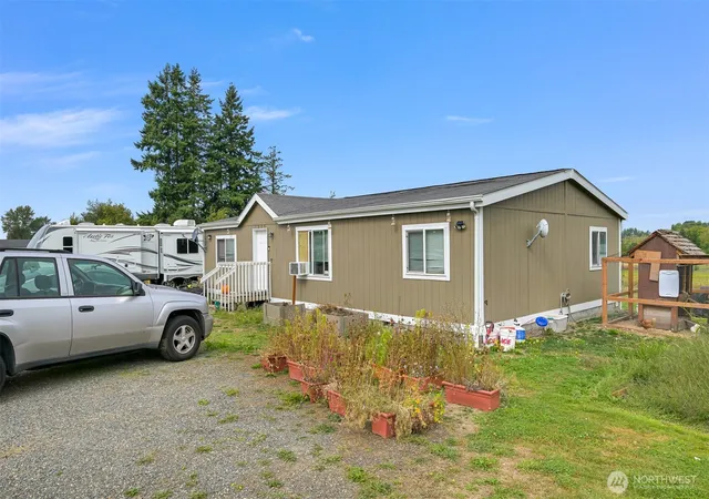 Photo 4 of Multi family home for sale at 7245 Kickerville Rd, Ferndale, WA 98248 | MLS# NWM2518037 | Listing updated on 2026-09-30