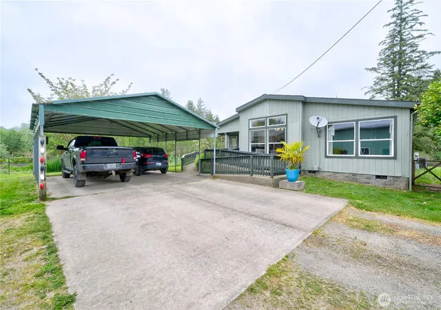 Photo 3 of Manufactured home for sale at 10419 Sandridge Rd, Long Beach, WA 98631 | MLS# NWM2518058 | Listing updated on 2026-09-21