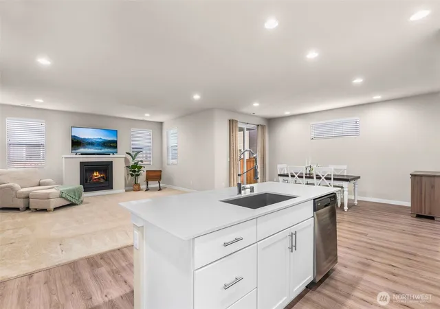 Photo 4 of Single family home for sale at 2032 Cantergrove Dr SE, Lacey, WA 98503 | MLS# NWM2518227 | Listing updated on 2026-09-30