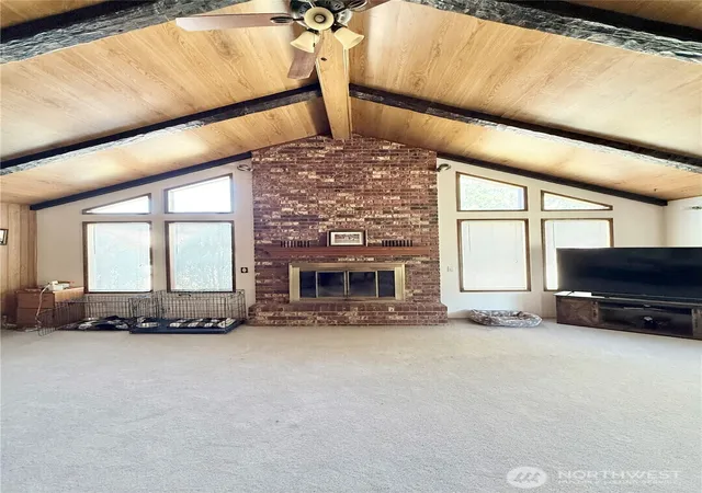 Photo 2 of Single family home for sale at 522 Golden St, Oroville, WA 98844 | MLS# NWM2518319 | Listing updated on 2026-09-23