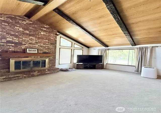 Photo 3 of Single family home for sale at 522 Golden St, Oroville, WA 98844 | MLS# NWM2518319 | Listing updated on 2026-09-23