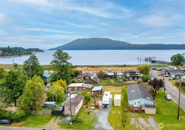 Photo 3 of Sale Pending at 3421 Lena Rd, Bellingham, WA 98226 | MLS# NWM2518347 | Listing updated on 2026-08-27