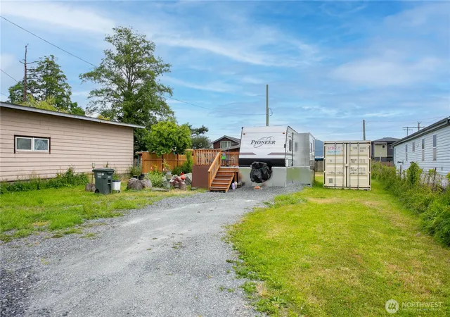 Photo 4 of Sale Pending at 3421 Lena Rd, Bellingham, WA 98226 | MLS# NWM2518347 | Listing updated on 2026-08-27