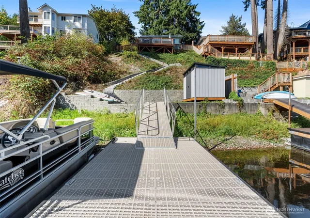 Photo 3 of Single family home for sale at 4624 Thompson Ln SE, Olympia, WA 98513 | MLS# NWM2518357 | Listing updated on 2026-09-21