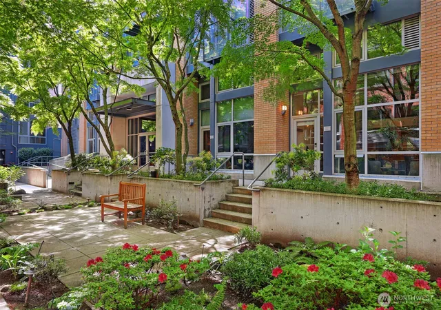 Photo 3 of Condo for sale at 530 Broadway E #114, Seattle, WA 98102 | MLS# NWM2518430 | Listing updated on 2026-09-21