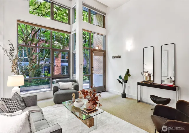 Photo 4 of Condo for sale at 530 Broadway E #114, Seattle, WA 98102 | MLS# NWM2518430 | Listing updated on 2026-09-21