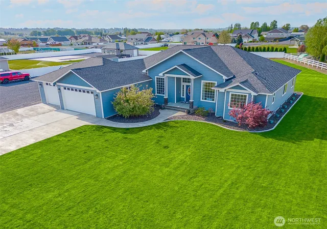 Photo 1 of Single family home for sale at 10223 Rd 58 Ne, Moses Lake, WA 98837 | MLS# NWM2518475 | Listing updated on 2026-09-21