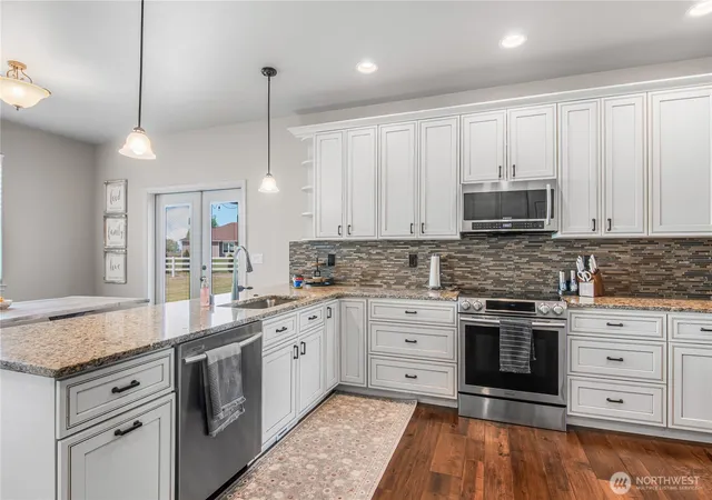 Photo 3 of Single family home for sale at 10223 Rd 58 NE, Moses Lake, WA 98837 | MLS# NWM2518475 | Listing updated on 2026-09-21