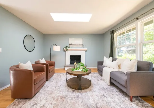 Photo 4 of Single family home for sale at 4823 66th Avenue W, University Place, WA 98467 | MLS# NWM2518587 | Listing updated on 2026-09-21