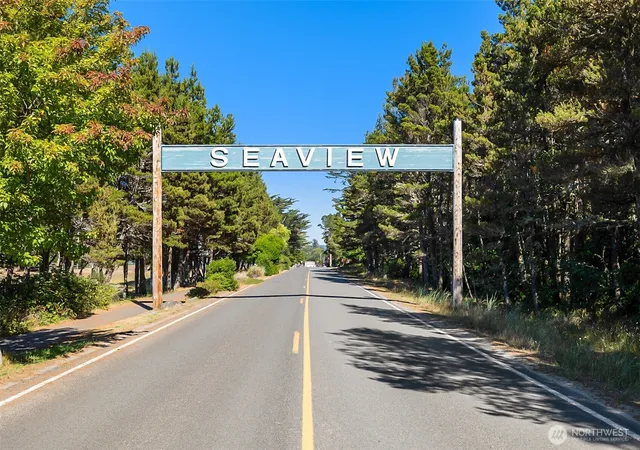 Photo 3 of Manufactured home for sale at 1210 32nd Street, Seaview, WA 98644 | MLS# NWM2518592 | Listing updated on 2026-09-28