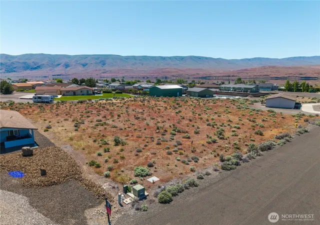 Photo 3 of Land for sale at 711 Sunset Blvd Sw, Mattawa, WA 99349 | MLS# NWM2518656 | Listing updated on 2026-09-21