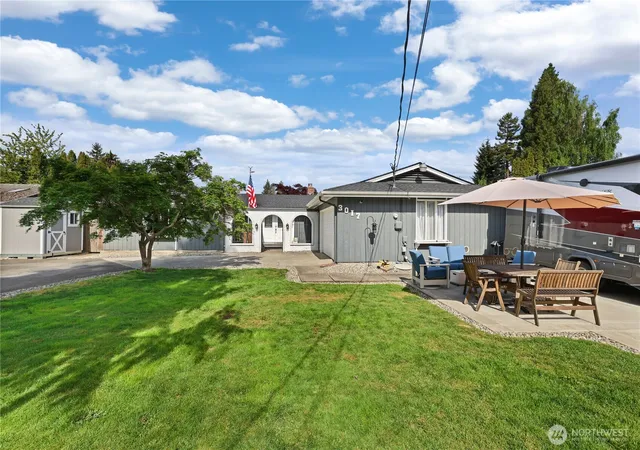 Photo 1 of Single family home for sale at 3017 Dale Ln E, Fife, WA 98424 | MLS# NWM2518731 | Listing updated on 2026-10-01
