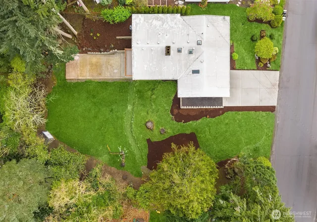 Photo 3 of Single family home for sale at 6279 Ne 154th Street, Kenmore, WA 98028 | MLS# NWM2518791 | Listing updated on 2026-09-21