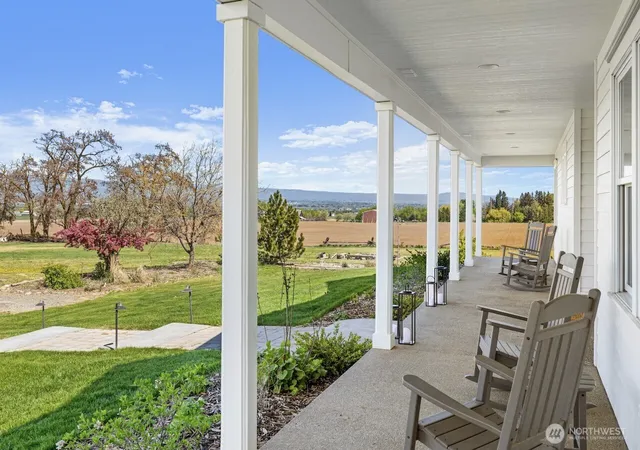 Photo 3 of Sale Pending at 3920 Weaver Rd, Ellensburg, WA 98926 | MLS# NWM2518814 | Listing updated on 2026-08-18