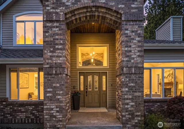 Photo 3 of Single family home for sale at 21641 SE 249th Street, Maple Valley, WA 98038 | MLS# NWM2518906 | Listing updated on 2026-09-23
