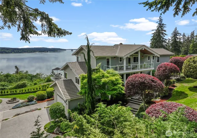 Photo 2 of Sale Pending at 12624 95th Avenue Nw, Gig Harbor, WA 98329 | MLS# NWM2519041 | Listing updated on 2026-09-30