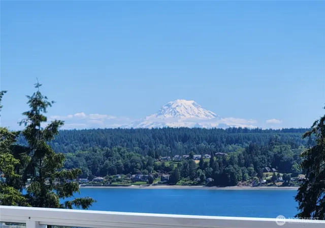 Photo 3 of Sale Pending at 12624 95th Avenue Nw, Gig Harbor, WA 98329 | MLS# NWM2519041 | Listing updated on 2026-09-30