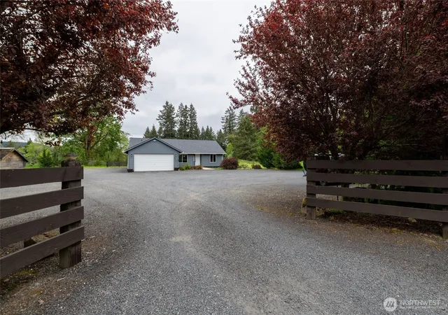 Photo 2 of Single family home for sale at 3381 Jackson Hwy, Chehalis, WA 98532 | MLS# NWM2519060 | Listing updated on 2026-09-21