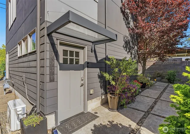 Photo 2 of Sale Pending at 5953 Fauntleroy Way Sw #D, Seattle, WA 98136 | MLS# NWM2519089 | Listing updated on 2026-09-29