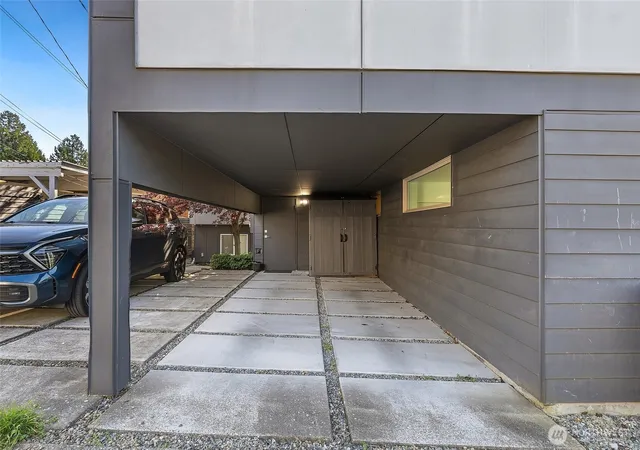 Photo 3 of Sale Pending at 5953 Fauntleroy Way Sw #D, Seattle, WA 98136 | MLS# NWM2519089 | Listing updated on 2026-09-29