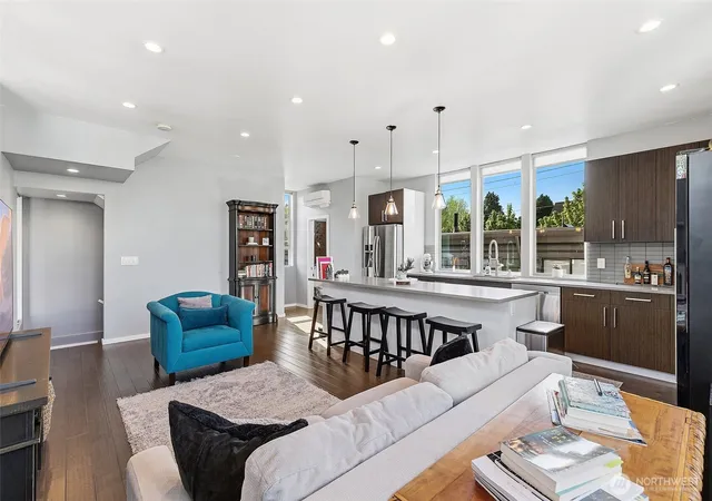 Photo 3 of Sale Pending at 5953 Fauntleroy Way SW #D, Seattle, WA 98136 | MLS# NWM2519089 | Listing updated on 2026-09-29