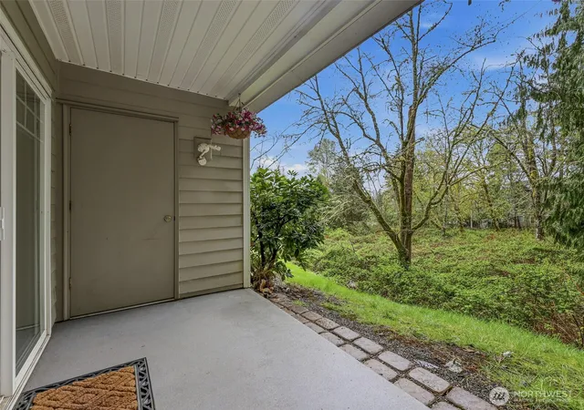 Photo 2 of Condo for sale at 18501 Se Newport Way #H136, Issaquah, WA 98027 | MLS# NWM2519186 | Listing updated on 2026-09-23