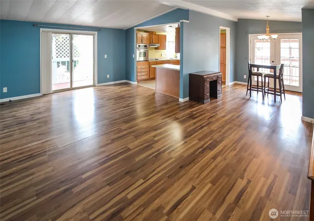 Photo 2 of Manufactured home for sale at 7112 141st Avenue E, Sumner, WA 98390 | MLS# NWM2519224 | Listing updated on 2026-09-21