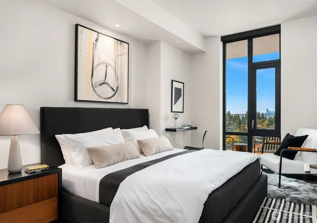 Photo 4 of Condo for sale at 889 Avenue Sq NE #603, Bellevue, WA 98004 | MLS# NWM2519282 | Listing updated on 2026-10-03