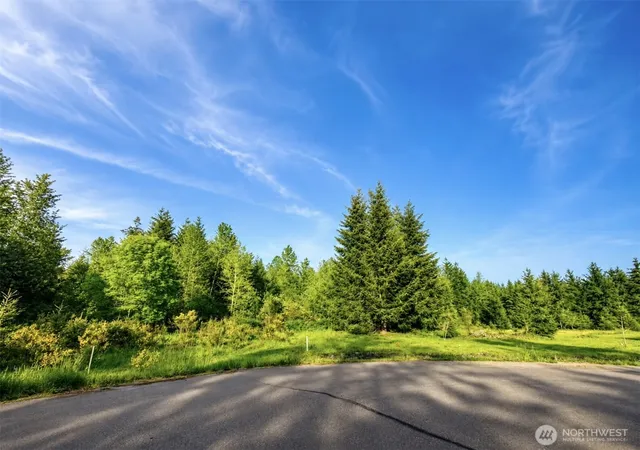 Photo 2 of Sale Pending at 15312 Sunnyside Ln Se, Yelm, WA 98597 | MLS# NWM2519314 | Listing updated on 2026-09-02