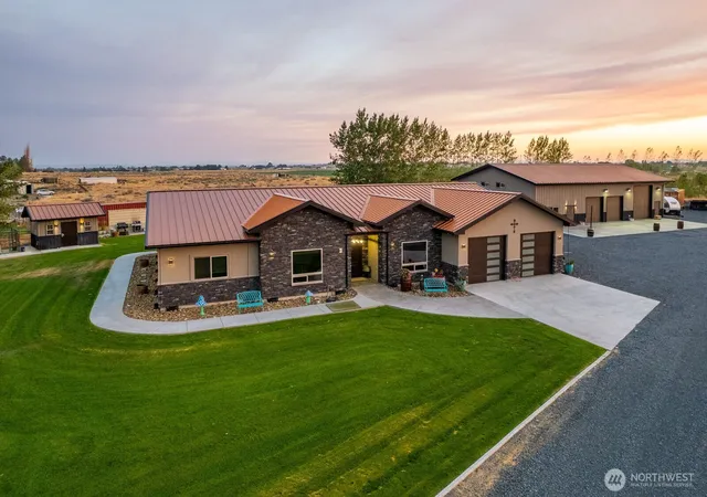 Photo 1 of Sale Pending at 3962 Rd F Ne, Moses Lake, WA 98837 | MLS# NWM2519351 | Listing updated on 2026-10-02