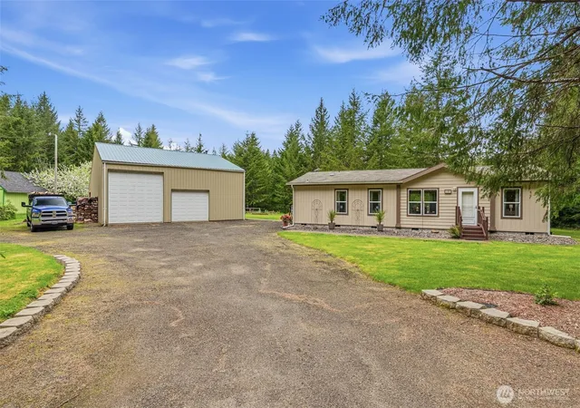 Manufactured home for sale at 1047 Beaver Crk Rd, Cathlamet, WA 98612 | MLS# NWM2519492