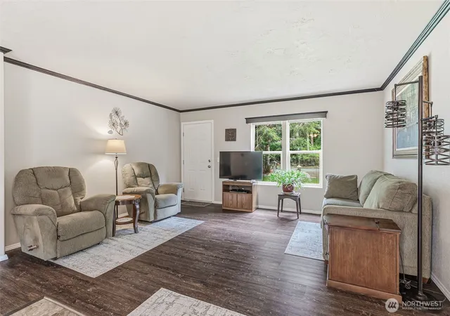 Photo 4 of Manufactured home for sale at 1047 Beaver Crk Rd, Cathlamet, WA 98612 | MLS# NWM2519492 | Listing updated on 2026-09-21