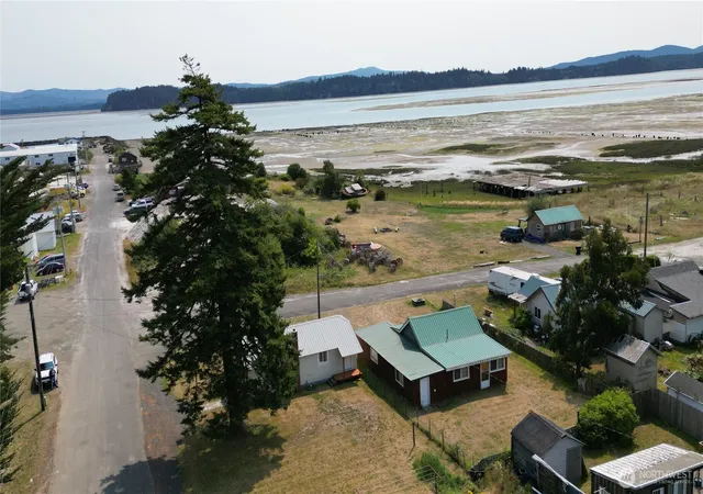 Photo 3 of Sale Pending at 3118 273rd Street, Ocean Park, WA 98640 | MLS# NWM2519537 | Listing updated on 2026-09-24