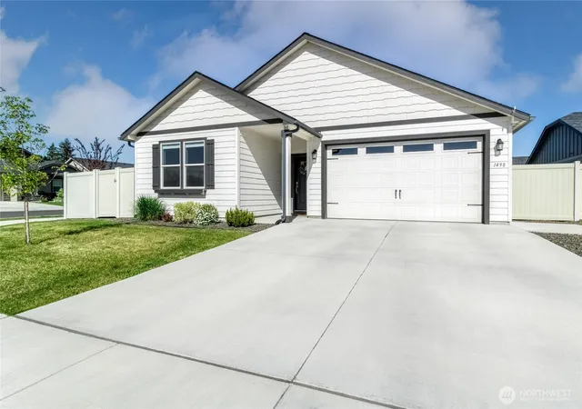 Photo 2 of Single family home for sale at 1498 Michele Ave, Walla Walla, WA 99362 | MLS# NWM2519577 | Listing updated on 2026-09-21