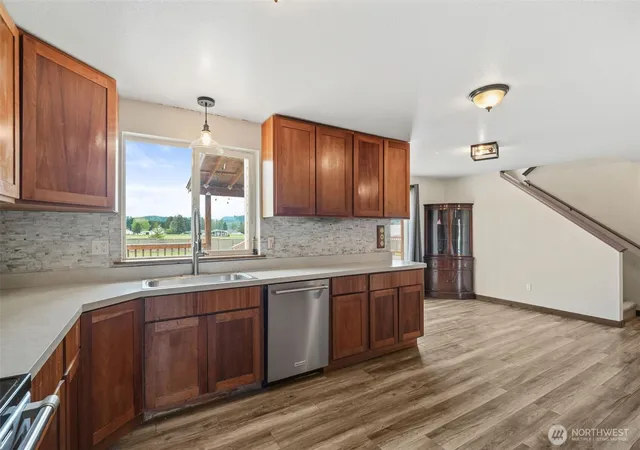 Photo 3 of Single family home for sale at 284 Mauerman Rd, Chehalis, WA 98532 | MLS# NWM2519597 | Listing updated on 2026-09-21