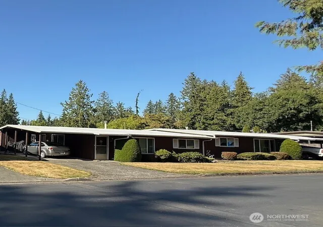 Multi family home for sale at 1307 Fir Ln #7, Mount Vernon, WA 98273 | MLS# NWM2519646