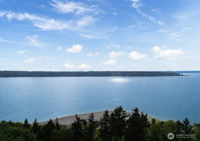 Photo 3 of Single family home for sale at 38 M Cascade Dr, Hat Island, WA 98206 | MLS# NWM2519706 | Listing updated on 2026-09-21