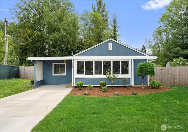 Photo 1 of Single family home for sale at 15401 2nd Avenue Ne, Shoreline, WA 98155 | MLS# NWM2519719 | Listing updated on 2026-05-28