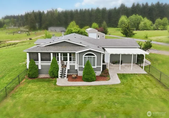 Photo 3 of Sale Pending at 147 7 Marsyla Hts Dr, Winlock, WA 98596 | MLS# NWM2519723 | Listing updated on 2026-09-28